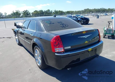 2008 Chrysler 300C Hemi из США, поврежденный, VIN 2C3KA63H68H335060